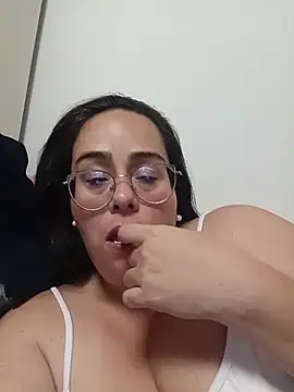 Snapshot of AnastaciaBlues chatting on February 4, 2026, 7:42 pm AnastaciaBlues online show from February 4, 2026, 7:42 pm