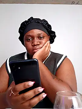 Gyminae online show from November 20, 2025, 12:05 pm