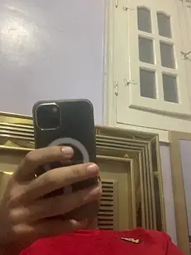 FlungBergenia online show from October 11, 2025, 5:00 pm