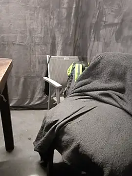 spermaspritzerr online show from April 20, 2026, 4:04 am