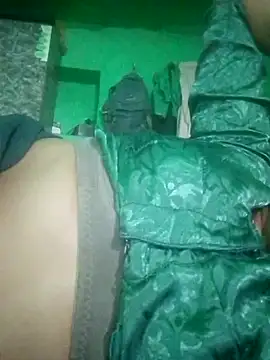 manish hot473 online show from September 18, 2025, 9:22 am