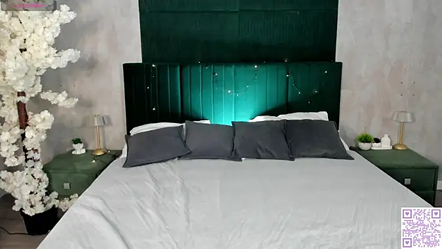 Brenda Puff online show from March 27, 2026, 12:27 am