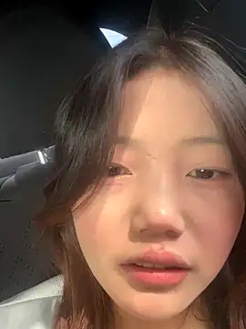 xixi 28 online show from September 20, 2025, 2:01 am