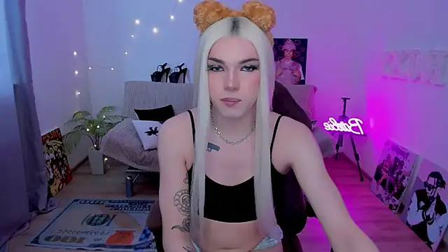 YourTrixie online show from February 8, 2026, 6:50 am