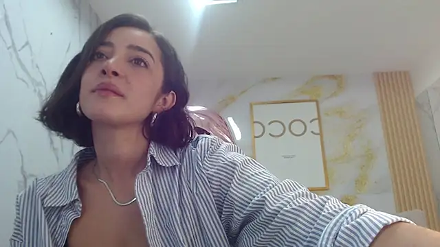 sara lopez s online show from September 29, 2025, 1:16 pm