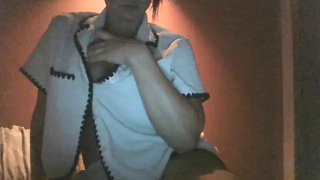 Justnani001 online show from September 12, 2025, 8:31 pm