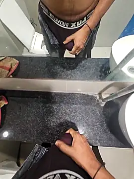 Gamecoc online show from December 19, 2025, 10:33 am