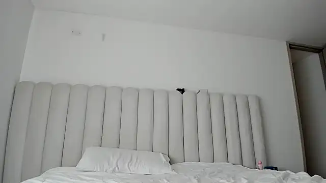 Meganbelford1 online show from December 5, 2025, 5:09 pm