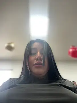 Sophie Dreamss online show from January 14, 2026, 2:23 pm