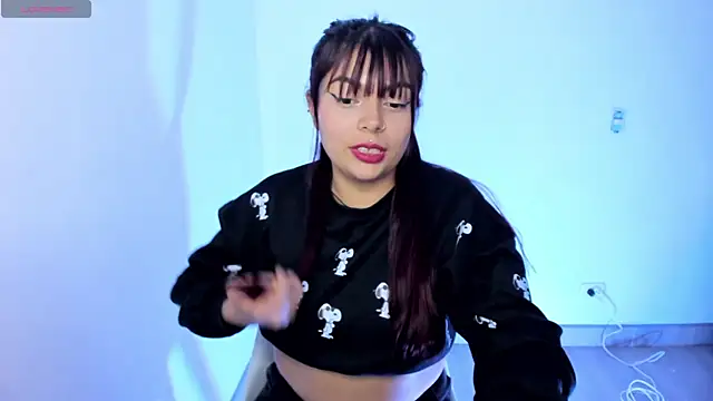 Samara bluom online show from May 30, 2026, 4:09 am