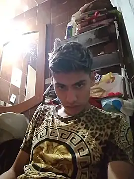 aispuro8505 online show from January 11, 2026, 7:35 am