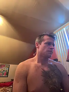 Snapshot of DILFiGuess11 chatting on January 16, 2026, 2:43 pm DILFiGuess11 online show from January 16, 2026, 2:43 pm