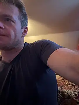 Snapshot of DILFiGuess11 chatting on January 18, 2026, 7:39 pm DILFiGuess11 online show from January 18, 2026, 7:39 pm