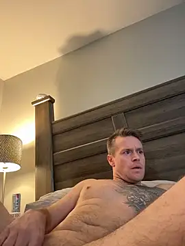 Snapshot of DILFiGuess11 chatting on February 1, 2026, 8:13 am DILFiGuess11 online show from February 1, 2026, 8:13 am