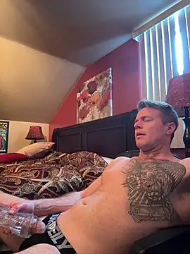 Snapshot of DILFiGuess11 chatting on February 11, 2026, 7:08 pm DILFiGuess11 online show from February 11, 2026, 7:08 pm