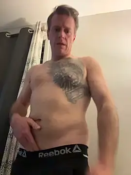 Snapshot of DILFiGuess11 chatting on February 22, 2026, 5:40 am DILFiGuess11 online show from February 22, 2026, 5:40 am