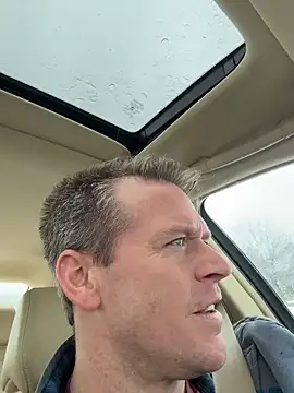 Snapshot of DILFiGuess11 chatting on February 22, 2026, 7:34 pm DILFiGuess11 online show from February 22, 2026, 7:34 pm