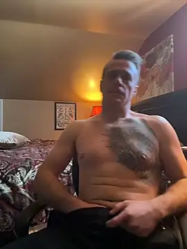 Snapshot of DILFiGuess11 chatting on February 28, 2026, 3:35 pm DILFiGuess11 online show from February 28, 2026, 3:35 pm