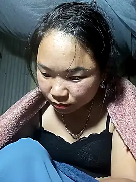 may-squirl online show from November 4, 2025, 2:38 pm