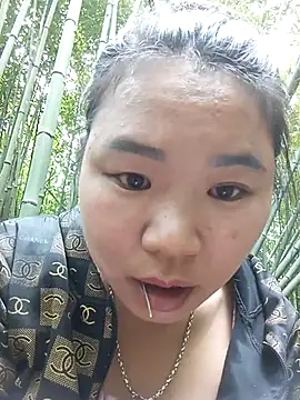 may-squirl online show from November 21, 2025, 5:17 am