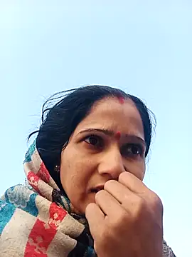 Jooli xx online show from November 16, 2025, 2:06 am