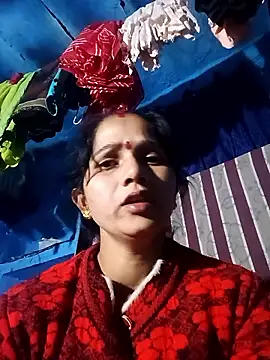 Jooli xx online show from January 12, 2026, 4:23 pm