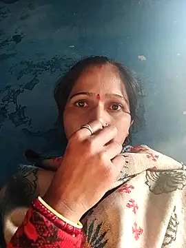 Snapshot of Jooli_xx chatting on February 13, 2026, 2:51 am Jooli xx online show from February 13, 2026, 2:51 am