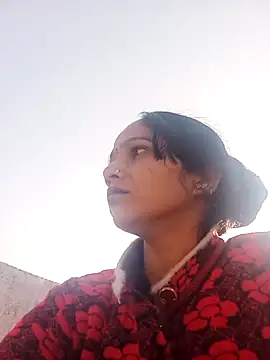 Snapshot of Jooli_xx chatting on February 14, 2026, 3:03 am Jooli xx online show from February 14, 2026, 3:03 am