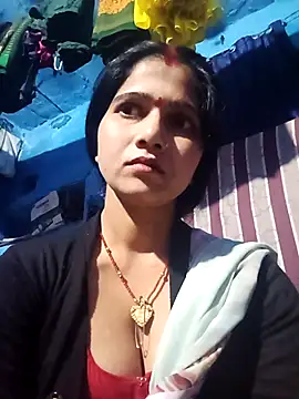 Snapshot of Jooli_xx chatting on February 14, 2026, 3:20 pm Jooli xx online show from February 14, 2026, 3:20 pm