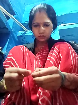 Snapshot of Jooli_xx chatting on February 21, 2026, 2:34 am Jooli xx online show from February 21, 2026, 2:34 am