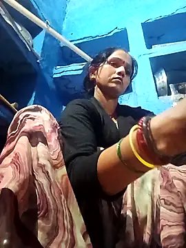 Snapshot of Jooli_xx chatting on February 26, 2026, 2:38 pm Jooli xx online show from February 26, 2026, 2:38 pm