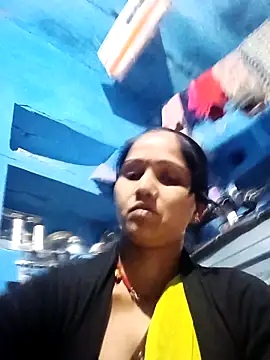 Snapshot of Jooli_xx chatting on March 1, 2026, 1:51 am Jooli xx online show from March 1, 2026, 1:51 am