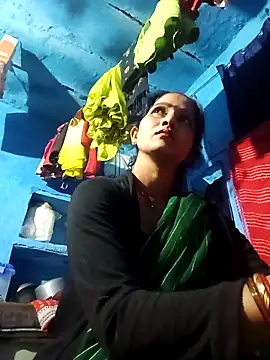 Snapshot of Jooli_xx chatting on March 4, 2026, 2:12 pm Jooli xx online show from March 4, 2026, 2:12 pm