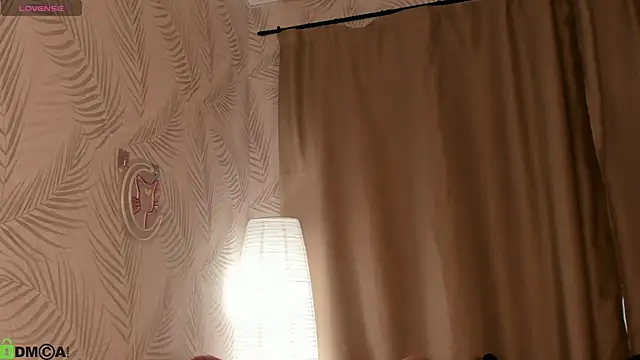 Agnes Passero online show from November 6, 2025, 8:59 am