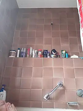 LiluLiluLilu online show from October 4, 2025, 6:33 am