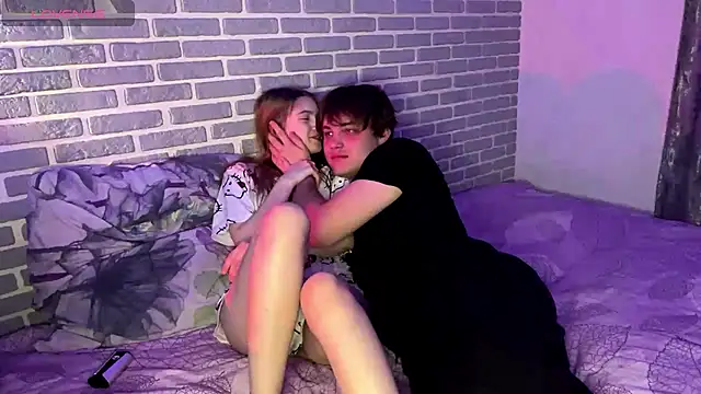 Snapshot of fetchingcouplee chatting on September 14, 2025, 3:22 pm fetchingcouplee online show from September 14, 2025, 3:22 pm