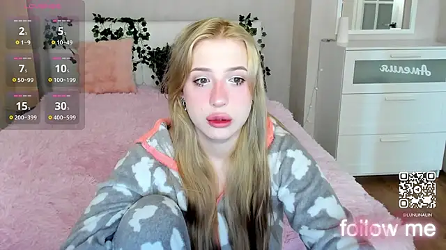 LightStar 18 online show from October 4, 2025, 8:56 am