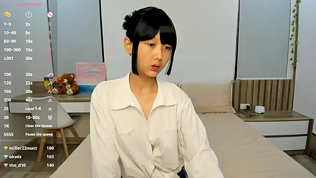 Snapshot of gabby_little chatting on May 22, 2026, 1:39 pm gabby little online show from May 22, 2026, 1:39 pm