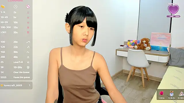 Snapshot of gabby_little chatting on May 31, 2026, 5:42 pm gabby little online show from May 31, 2026, 5:42 pm