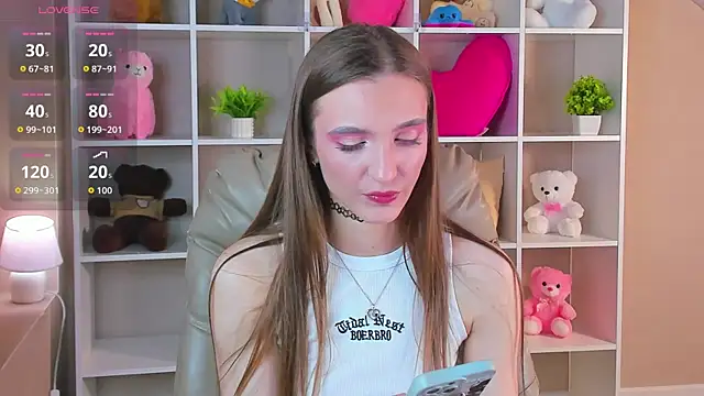 Alisha Green online show from October 21, 2025, 9:43 am