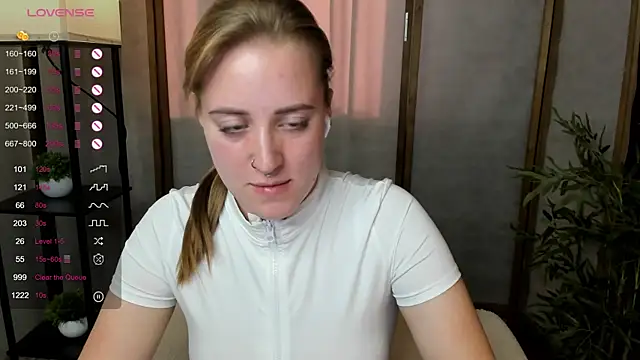 Alice Cire online show from October 20, 2025, 9:43 am