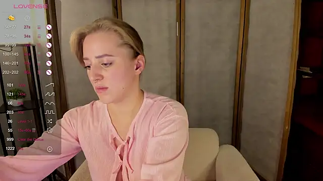 Alice Cire online show from November 16, 2025, 2:44 pm