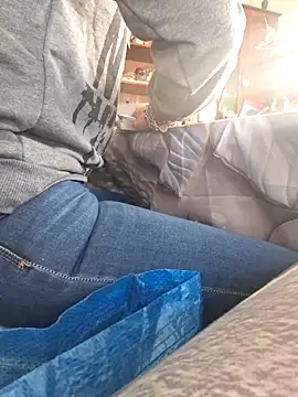 Snapshot of TigreBianca27 chatting on October 9, 2025, 2:48 pm TigreBianca27 online show from October 9, 2025, 2:48 pm