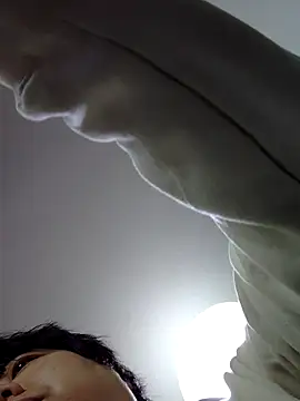 Snapshot of raterate555 chatting on December 1, 2025, 12:43 pm raterate555 online show from December 1, 2025, 12:43 pm