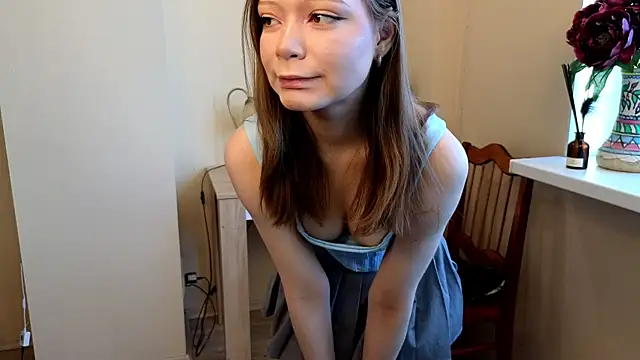 Snapshot of RenataEhrgott chatting on October 9, 2025, 4:10 am RenataEhrgott online show from October 9, 2025, 4:10 am