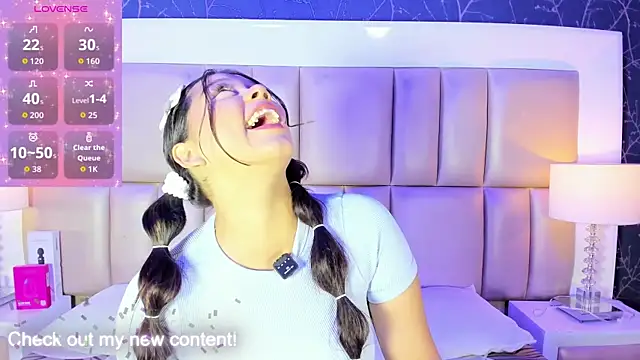 HatsaJones online show from February 10, 2026, 4:05 am