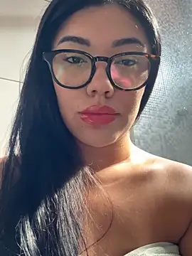 Alexa69xx online show from April 17, 2026, 5:38 pm