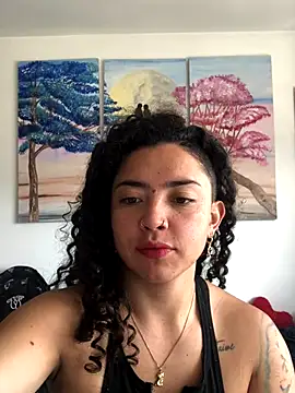 Snapshot of Paris_11 chatting on September 23, 2025, 1:58 pm Paris 11 online show from September 23, 2025, 1:58 pm