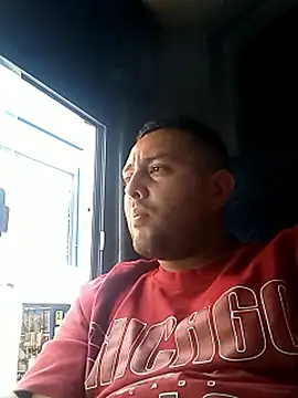 angelitocalientico online show from October 10, 2025, 8:08 pm