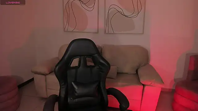 Snapshot of MayaMoretti_ chatting on June 29, 2026, 9:26 pm MayaMoretti online show from June 29, 2026, 9:26 pm
